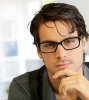 medium-wet-look-hairstyle-with-glasses-for-men-2016-450x504.jpg