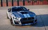 2022-ford-mustang-shelby-gt500-02-1636734552.jpg