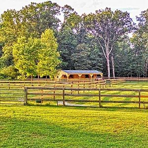 Horse-barns-shed-row-in-12x36-with-10-foot-overhang-wide-shot_0_0
