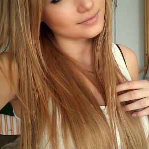 Light-brown-hair-with-blonde-ombre