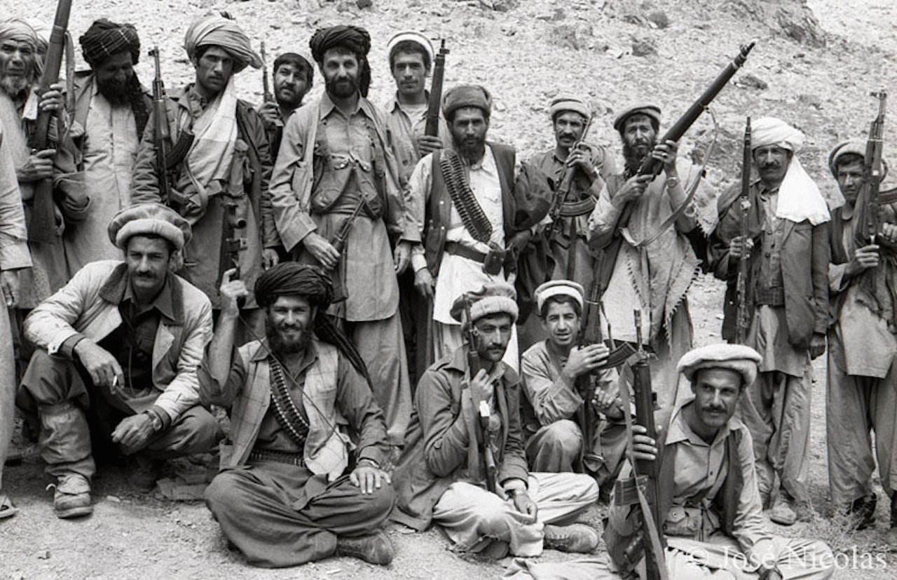 Mujahideen-fighters-1989_Trust-in-Education