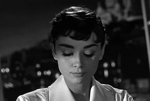 Audrey-Hepburn-Animated-GIFs-45.gif