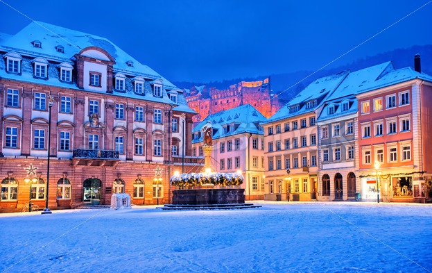 Medieval-german-town-Heidelberg-in-winter-Germany-4138.jpg