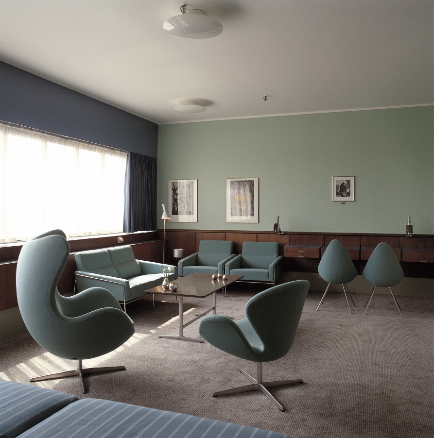 Room-606-designed-by-Arne-Jacobsen.jpg