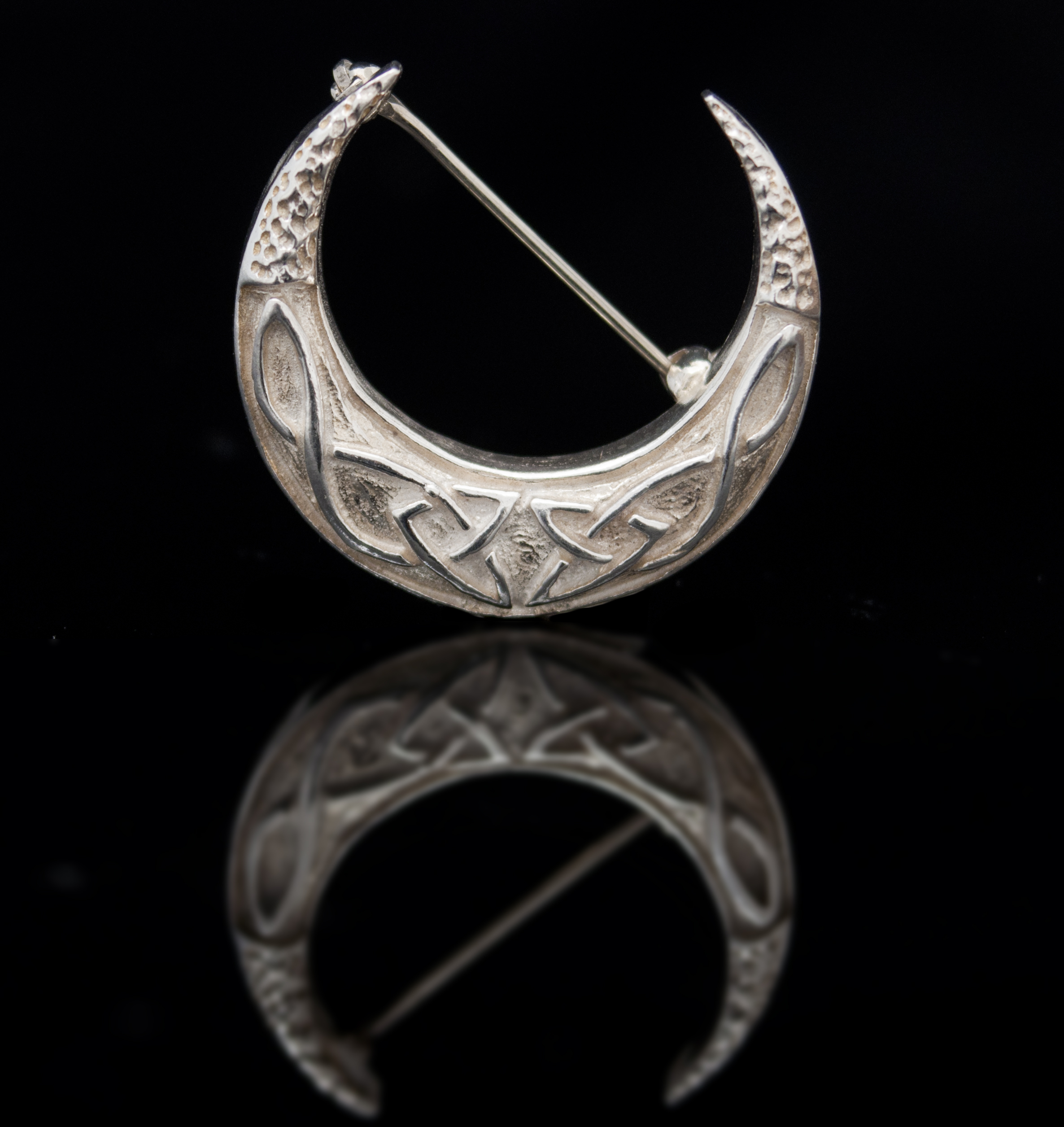 Sterling-Silver-Celtic-Moon-Brooch.jpg
