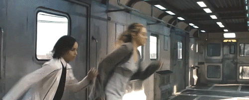 Train-Jumping-Divergent-1446498728.gif?quality=.8&height=256&width=602