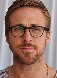 220px-Ryan_Gosling_2_Cannes_2011_%28cropped%29.jpg