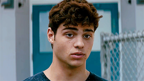 22-Things-You-Probably-Didnt-Know-About-Noah-Centineo-22-Fan.gif