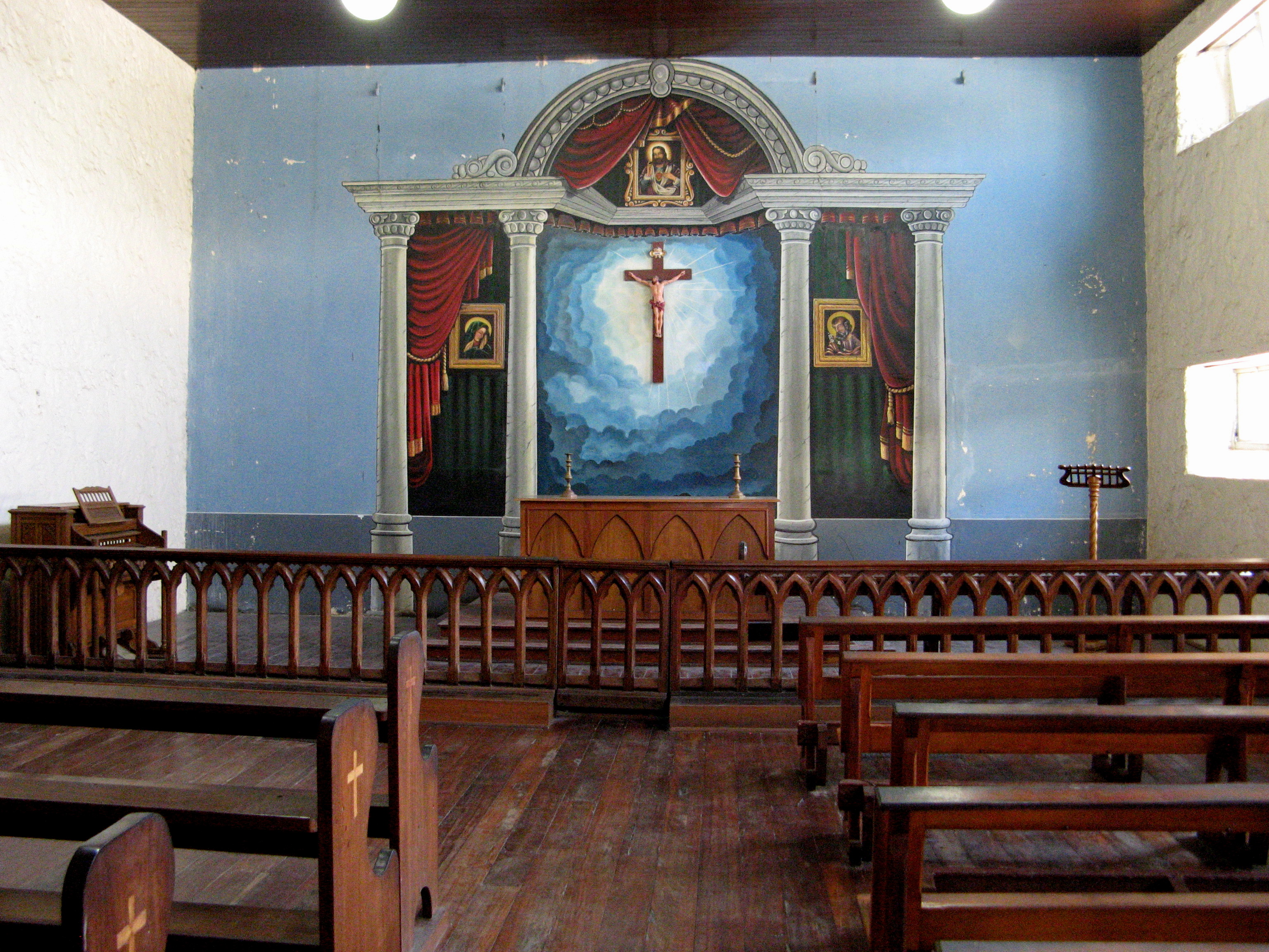 Catholic_chapel%2C_Fremantle_Prison.jpg
