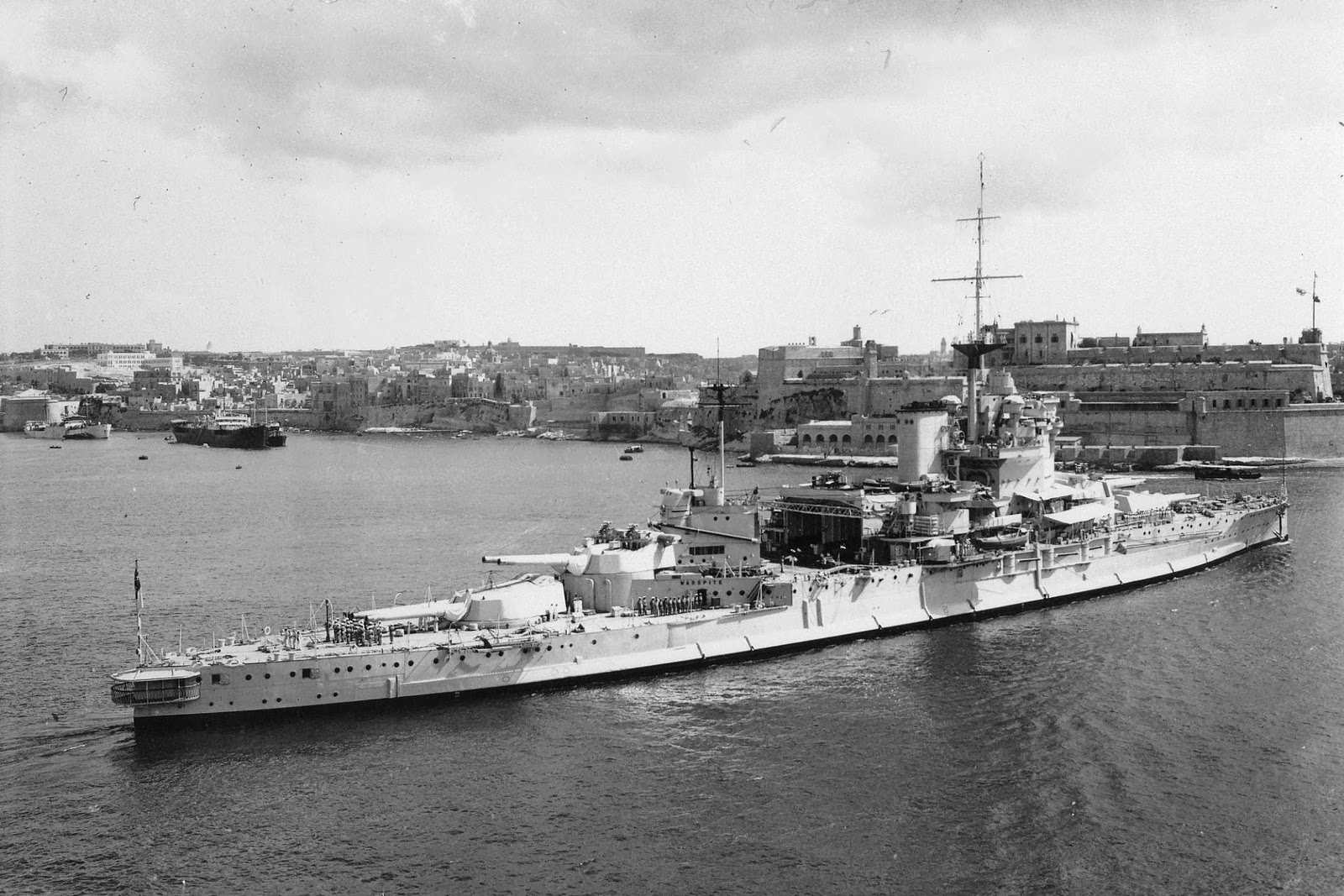 HMS+Warspite.jpg