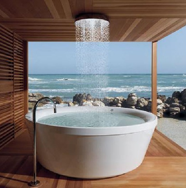 awesome-outdoor-bathroom-design-in-beach-house.jpg