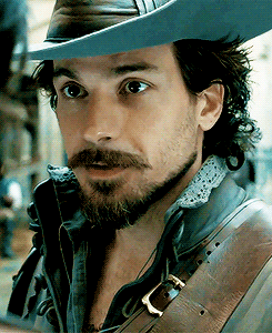 The-Musketeers-Aramis-the-musketeers-bbc-36887588-245-300.gif