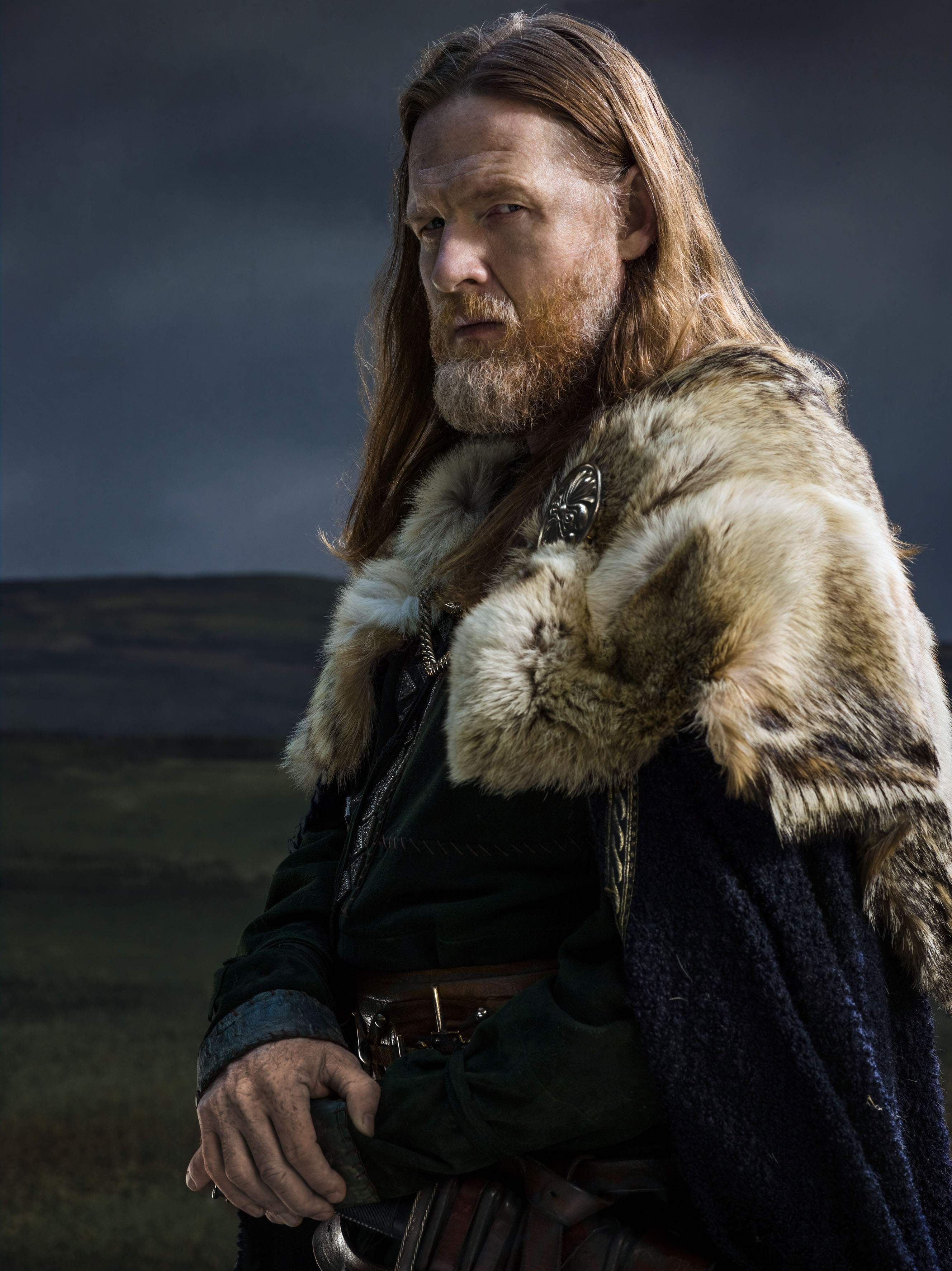 Vikings-Season-2-King-Horik-official-picture-vikings-tv-series-37651260-2655-3543.jpg