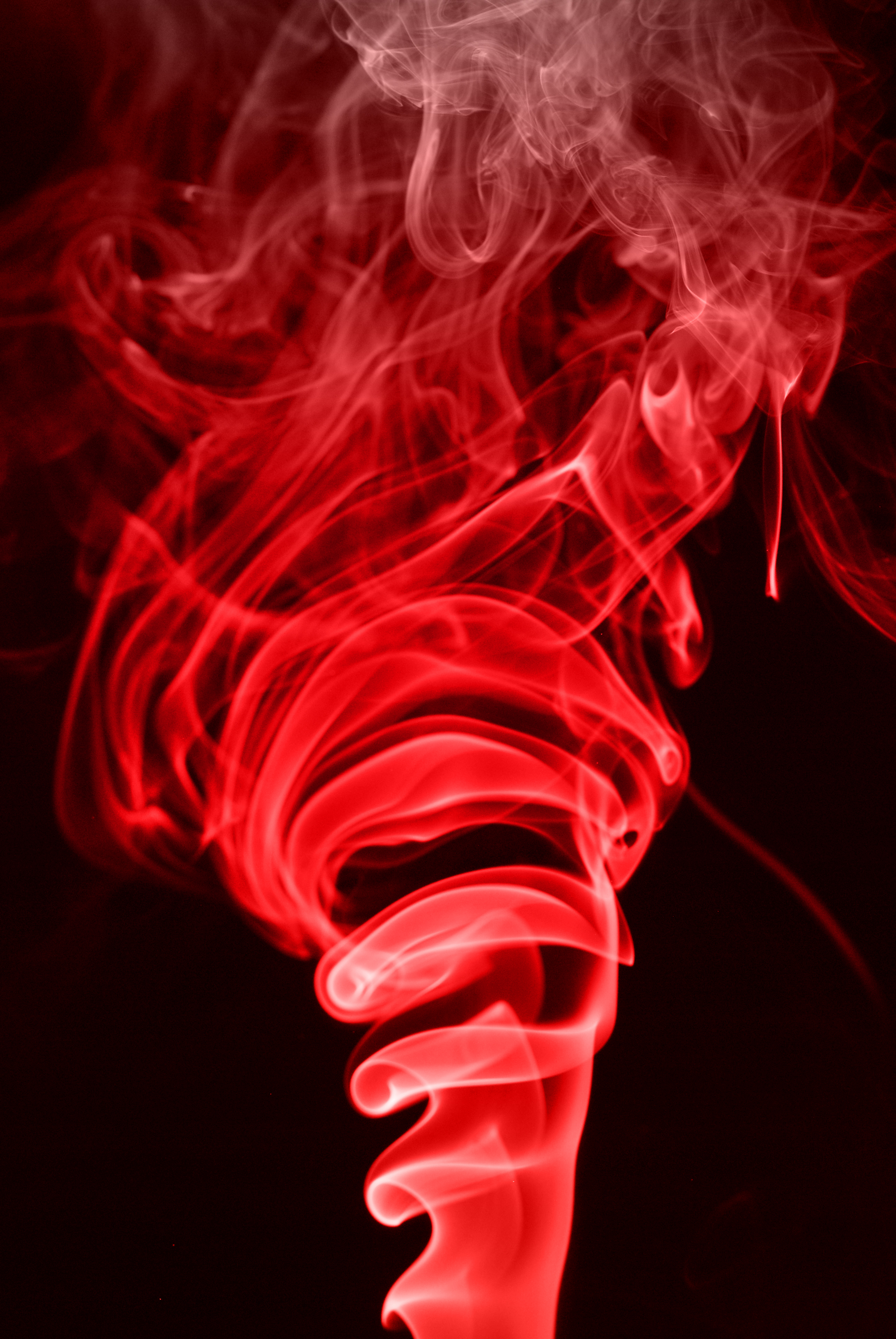 red_smoke_by_crystalsly-d4qrxft.jpg
