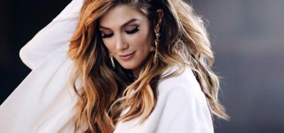 delta-goodrem-releases-new-music-video-for-enough-featuring-gizzle-pmstudio-com_853725.jpg