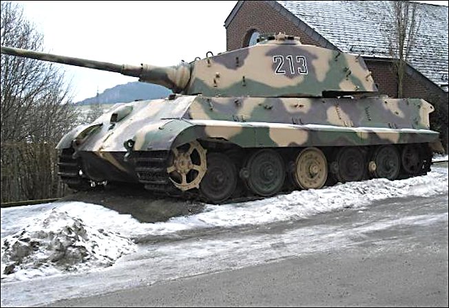 La-Gleize-Stoumont-king-tiger-tank-II-snow.jpg