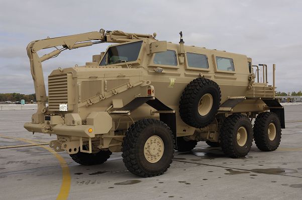 Buffalo_roadside_bomb_mine_cleaning_wheeled_armoured_vehicle_Canada_Canadian_army_001.jpg
