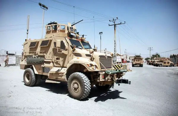 MaxxPro_international_Navistar_MRAP_Mine_Resistant_Ambush_Protected_armoured_vehicle_US-Army_United_States_021.jpg