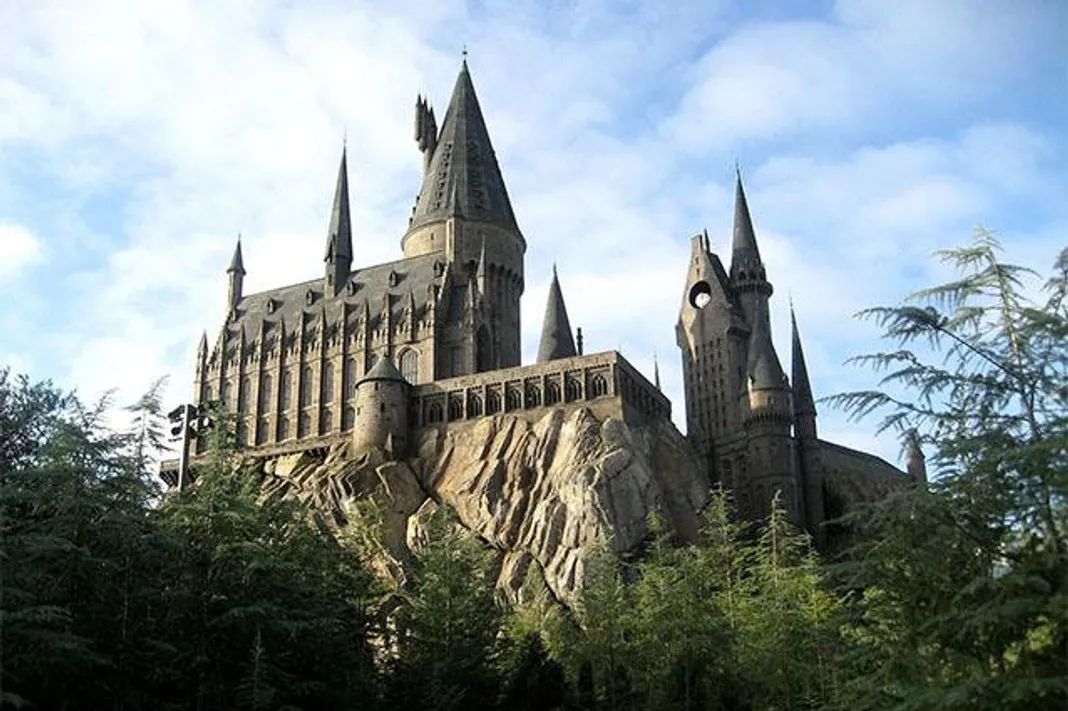hogwarts-638x425.jpg