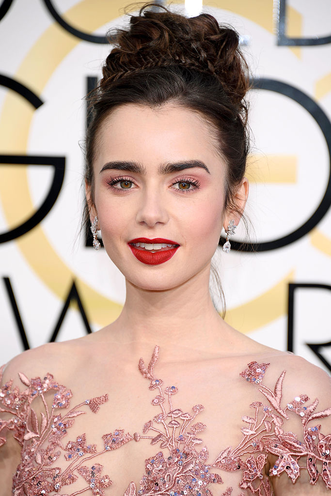 Lily-Collins-74th-Golden-Globes.jpg