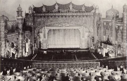 x-photo-chicago-avalon-theater-panorama-from-balcony-b-and-w-early.jpg