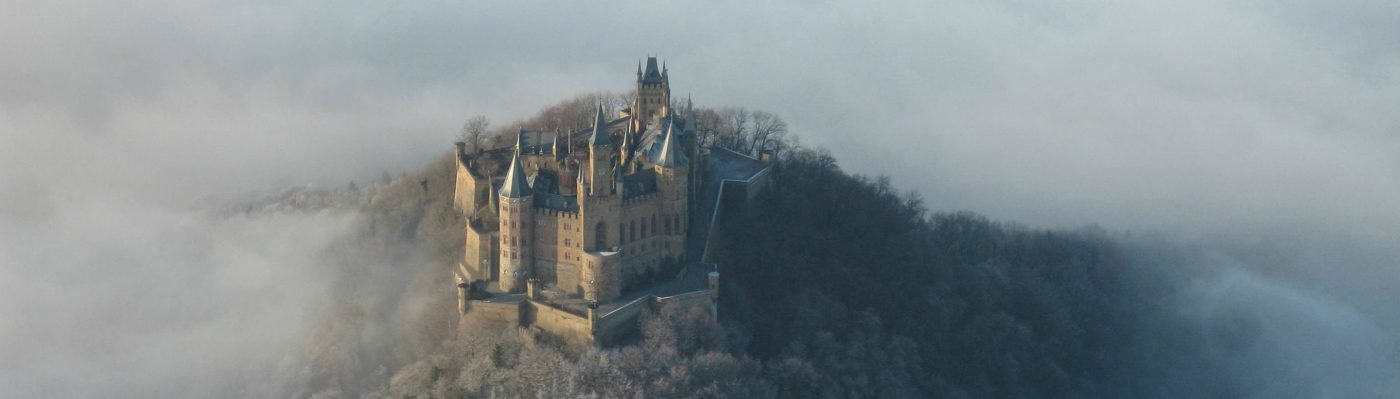 cropped-hohenzollern-castle-germany-29106-2880x18002.jpg