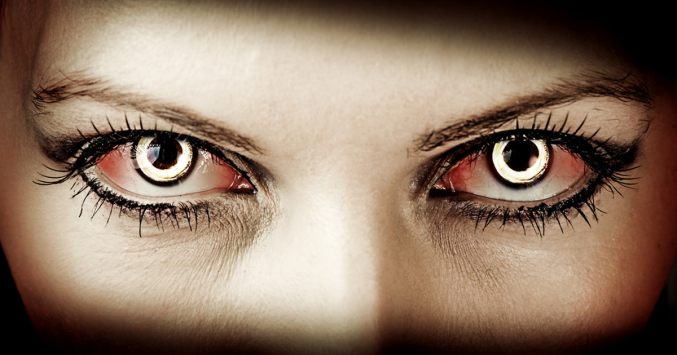 halloween-vampire-woman-eyes-1200x630.jpg
