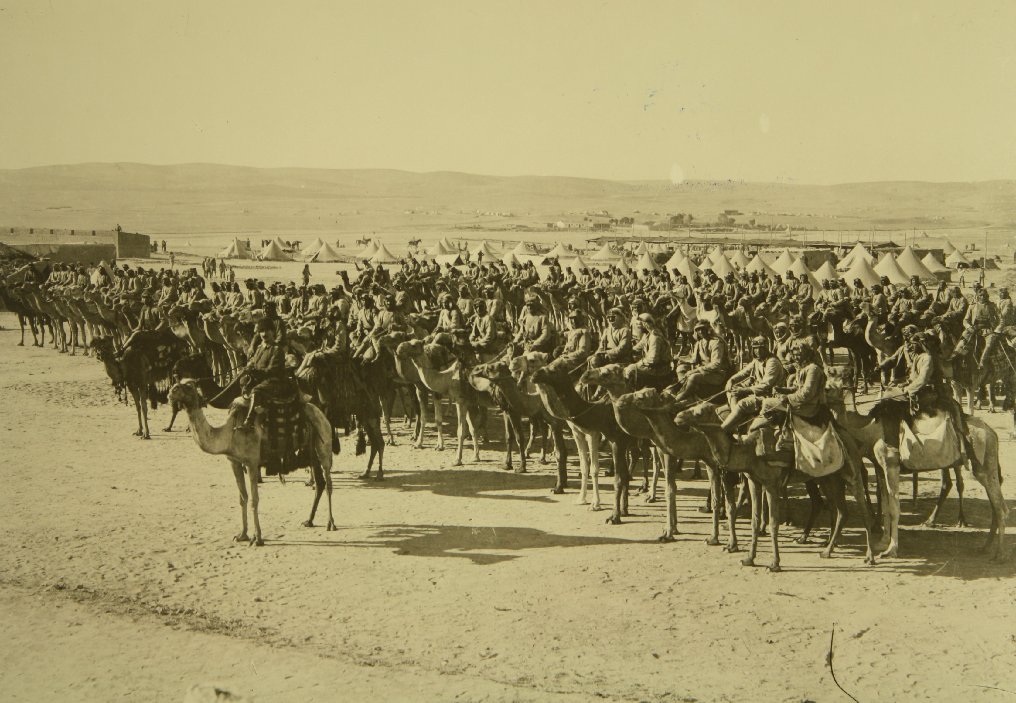 Israel_in_World_War_I_-_Ottoman_cavalry_unit_mounted_on_camels_H_OP_046.JPG