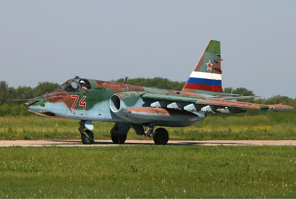 Russian_Air_Force_Sukhoi_Su-25_Lipetsk_Ryabtsev.jpg