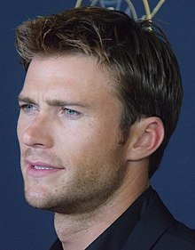 220px-Scott_Eastwood_52nd_Annual_Publicists_Awards_-_Feb_2015_%28cropped%29.jpg