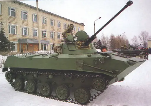 BMD-2_Light_airborne_Armoured_infantry_combat_vehicle_Russia_russian_022.jpg