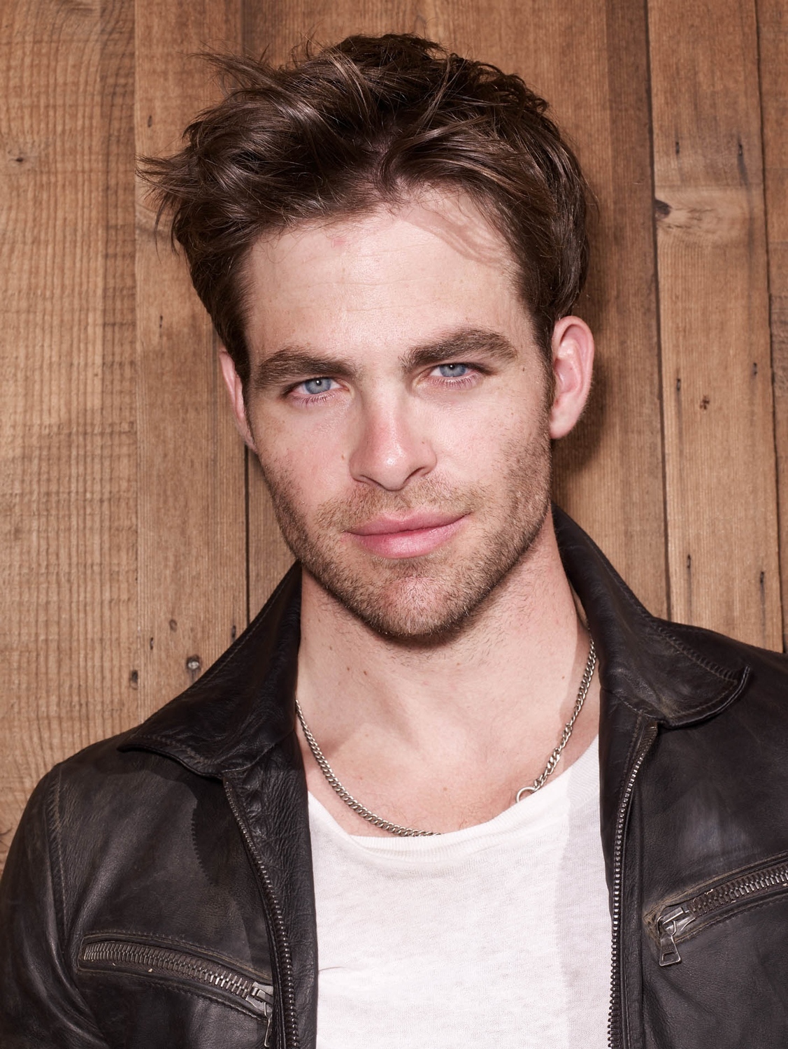 chris-pine-pictures.jpg